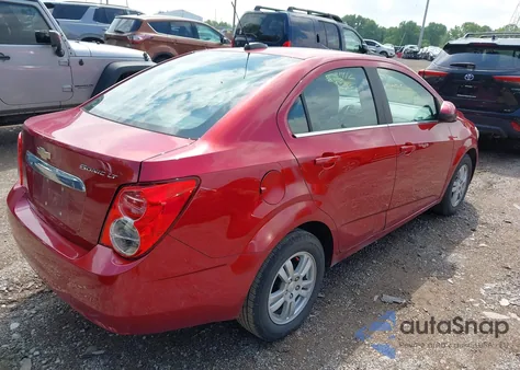 2015 Chevrolet Sonic Lt Auto z USA, uszkodzony, nr VIN 1G1JC5SH2F4151136